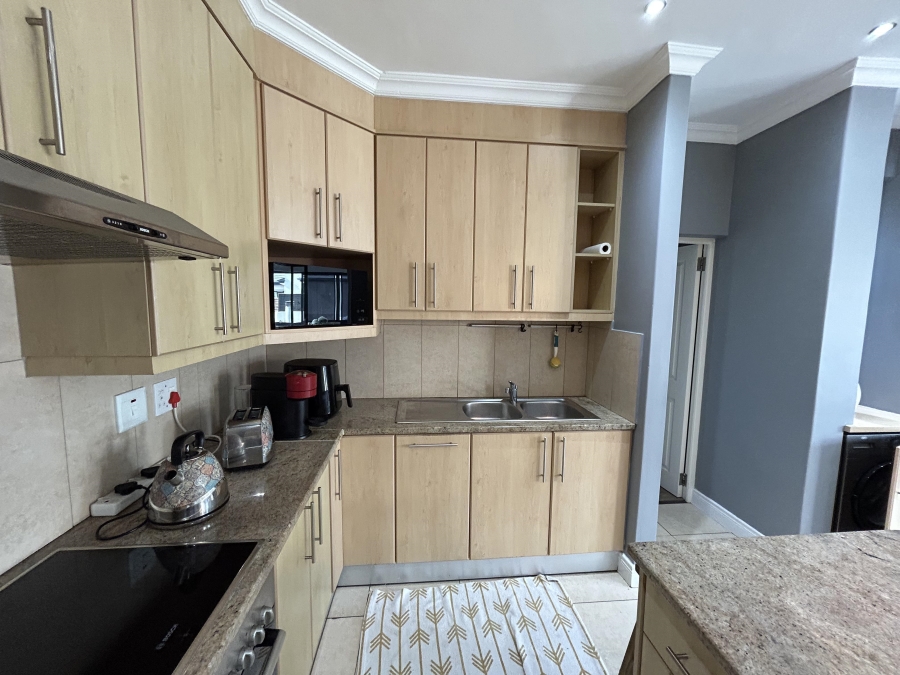 To Let 2 Bedroom Property for Rent in Big Bay Western Cape